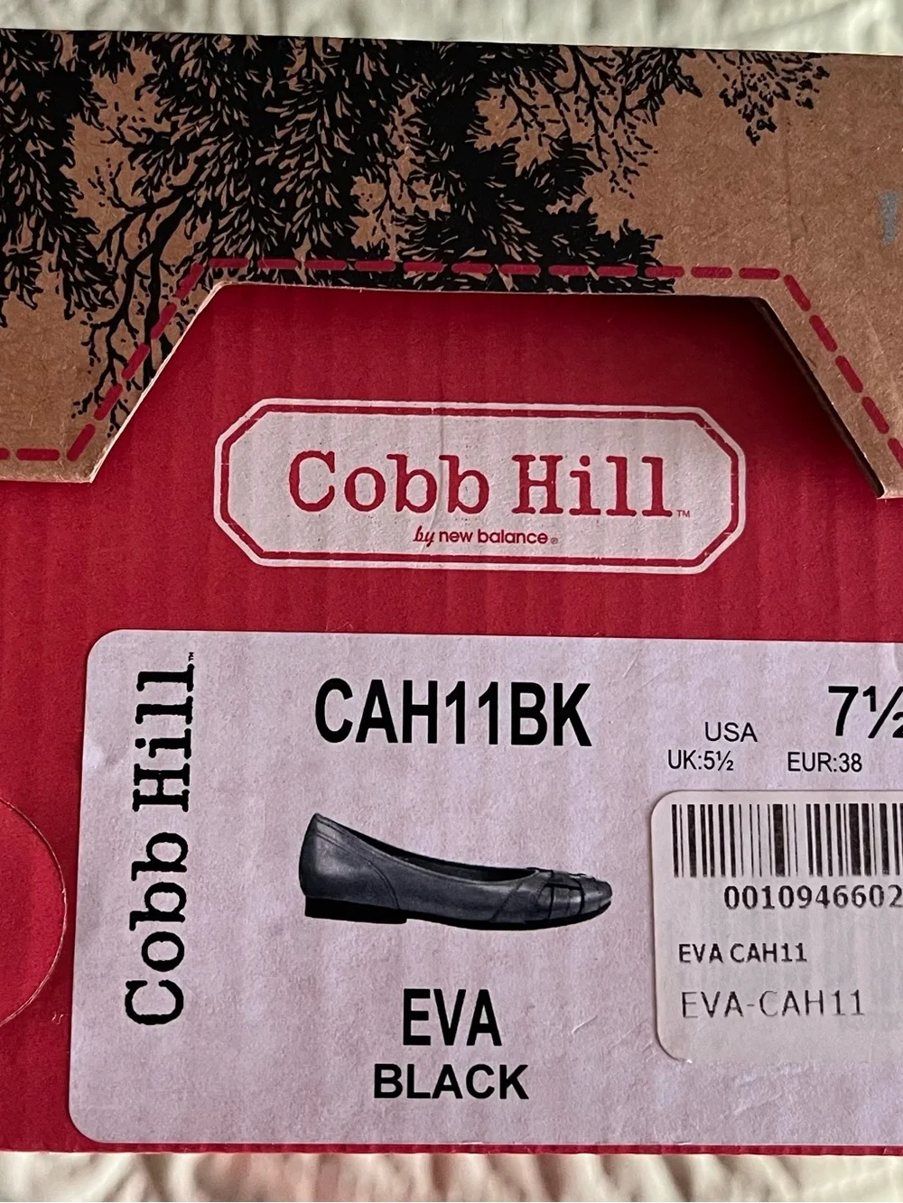 Cobb Hill by New Balance Black Leather Slip-On Flats, Size 7.5